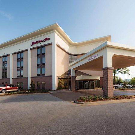 Hampton Inn Меридиан Экстерьер фото