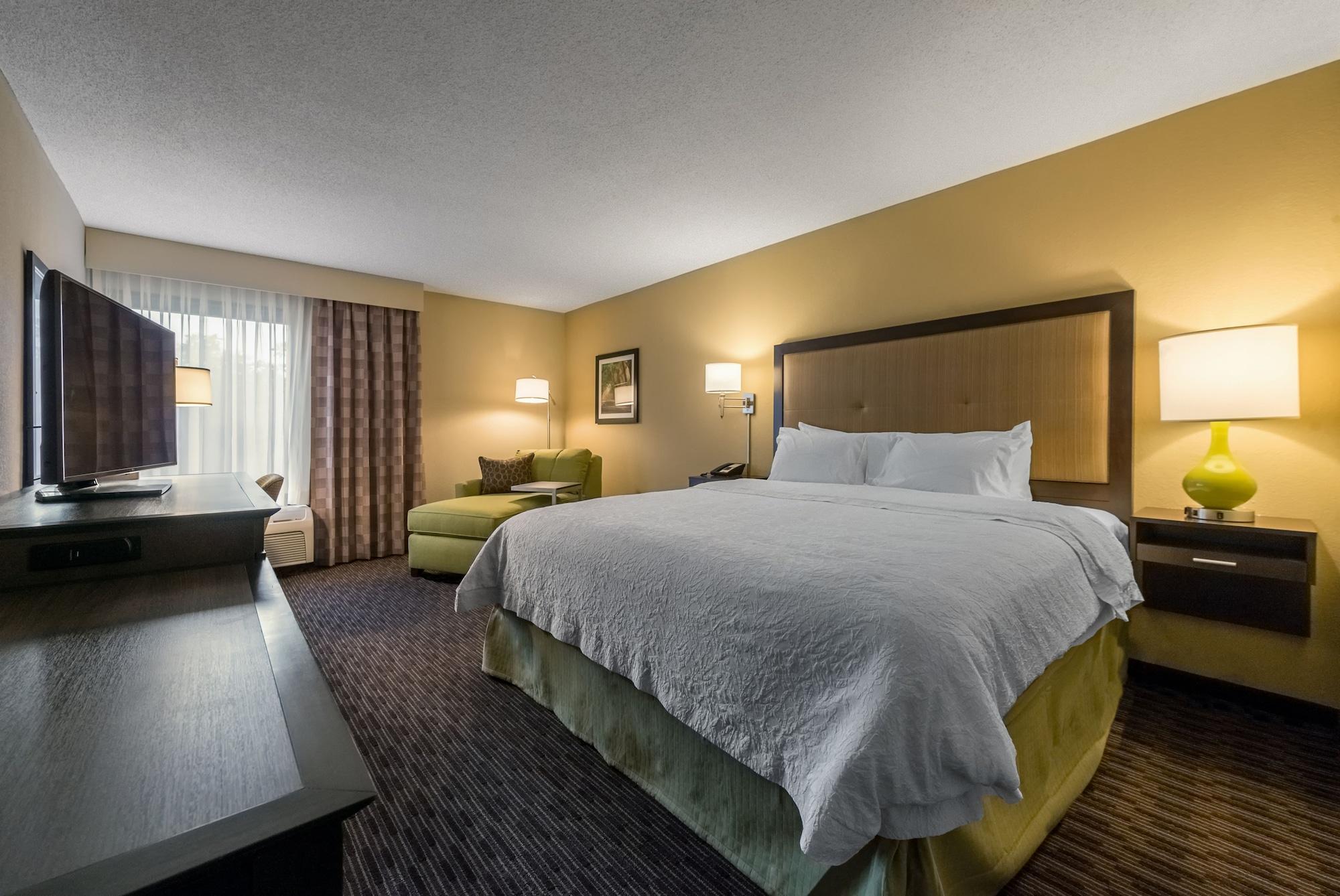 Hampton Inn Меридиан Экстерьер фото